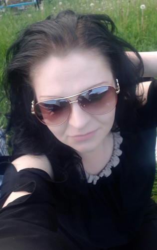 Ilona, 40, Kapyl