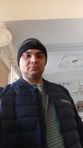 Vitaliy, 27, Bodaybo