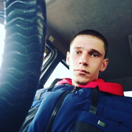 Sergey, 26, Rtishchevo