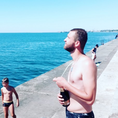 Yarik, 27, Berdyansk