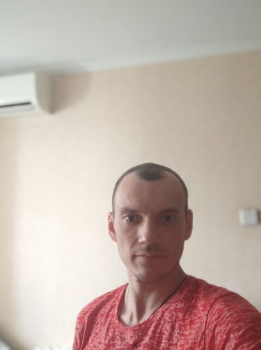 Viktor, 35, Dnipro