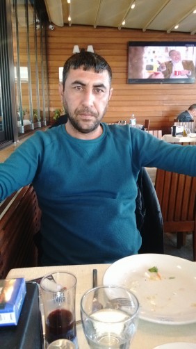 Yaşar, 44, Karasungur