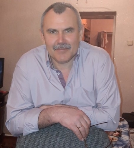 YUriy, 55, Kalininsk