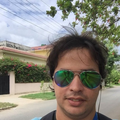 Luis Alberto, 32, Havana