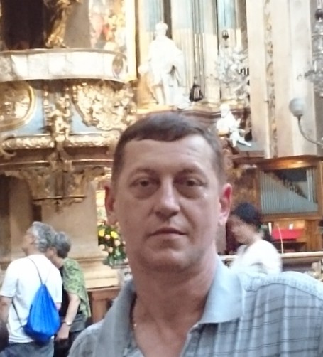 Viktor, 51, Moscow