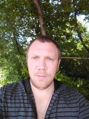 Aleksandr, 38, Novodruzhes&#039;k