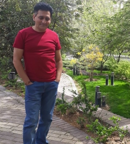 RaMiNaM, 48, Tehran