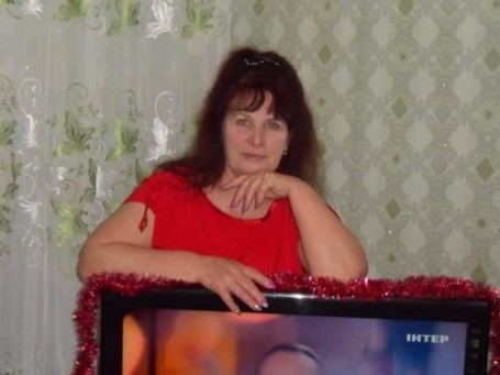 Nadya, 63, Dnipro