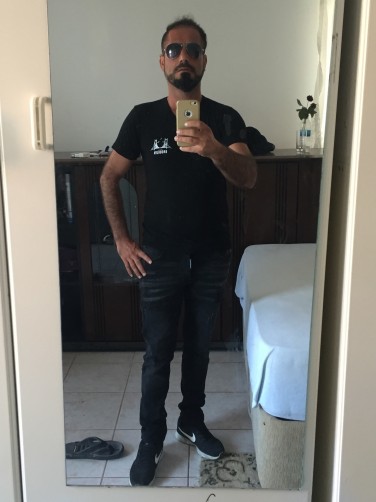 Muzi, 36, Alanya