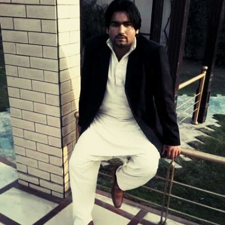 Khawar, 30, Gujrat