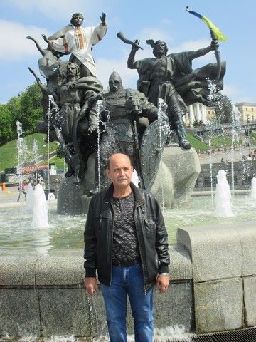 Sergey, 60, Snizhne