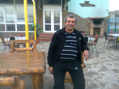 Dzhoni, 59, Paphos