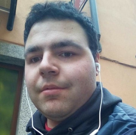 Vincenzo, 23, Borgosesia