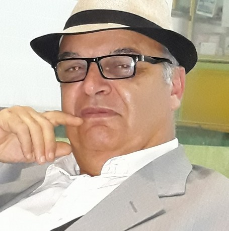 Selim, 60, Tunis