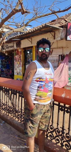 Hariharan, 30, Chennai