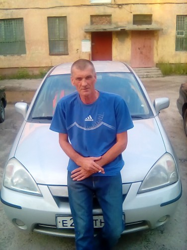 Andrey, 59, Segezha