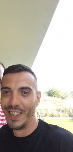 Toni, 37, Skopje
