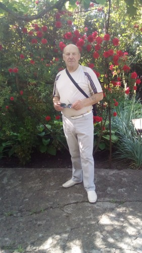 Anatoly, 71, Pomichna