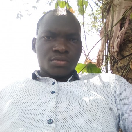 Kenneth, 24, Kampala