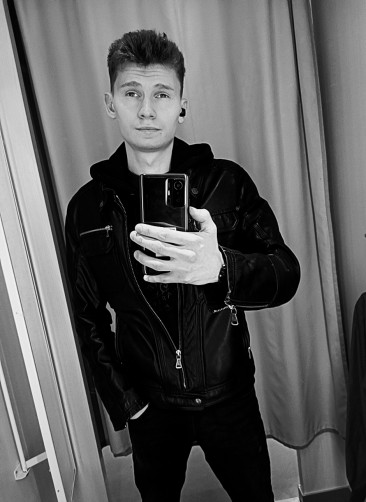Yuriy, 25, Riga