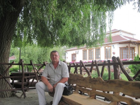 Sergey, 65, Morozovsk