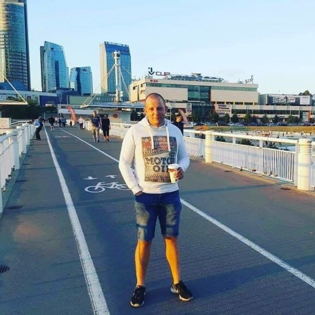 Dmitriy, 30, Klaipeda