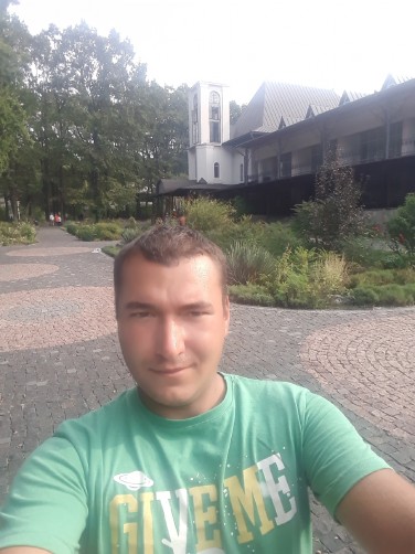Dima, 30, Balti