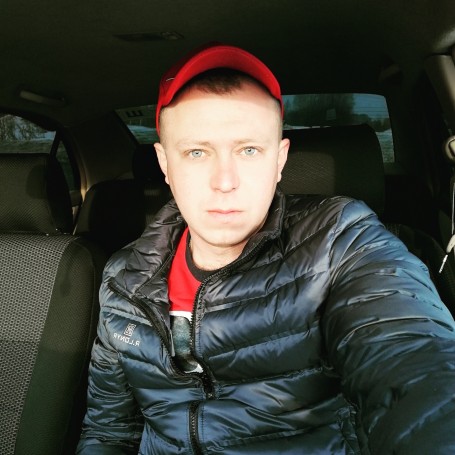 Aleksandr, 28, Osinniki