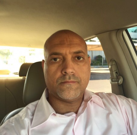 Mohamed, 48, Abu Dhabi