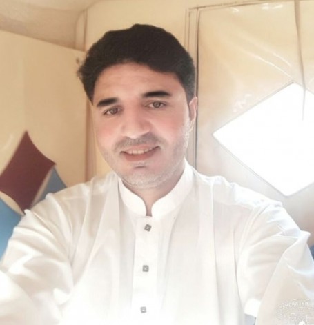 Yasir, 39, Maseru