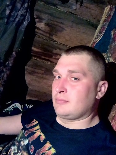 Andrey, 32, Demyansk