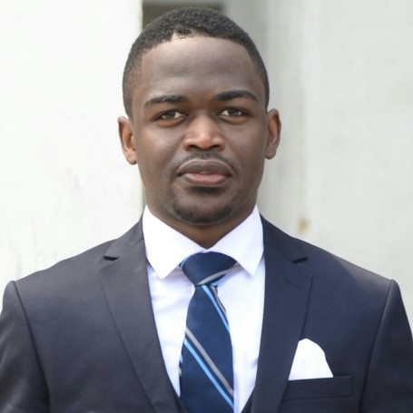 Junior, 29, Kinshasa