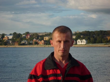 Aleksandr, 48, Svinskaya