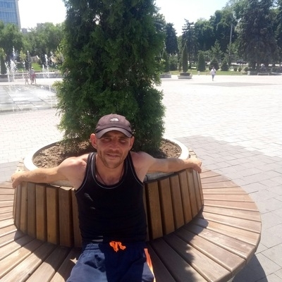Yury, 38, Almaty