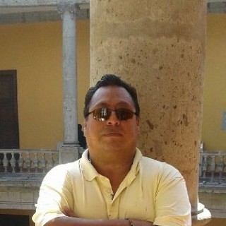 FELIPE, 47, Mexico City