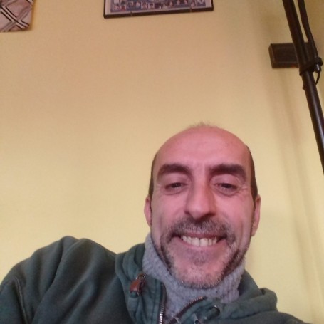 Alessandro, 48, San Benigno Canavese
