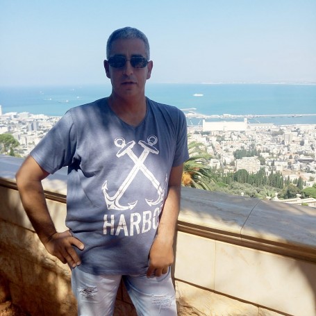 רוחי, 48, Haifa