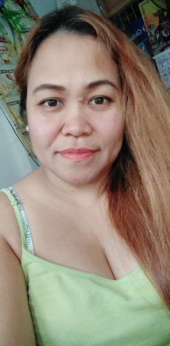 Arlene, 47, Manila