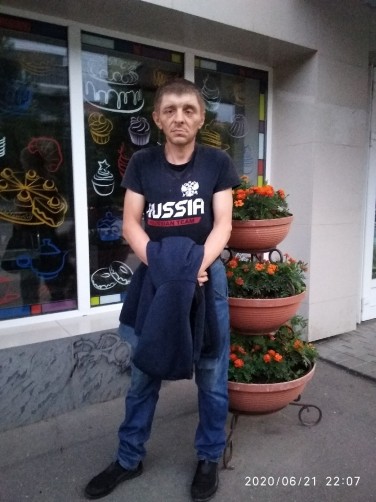 Dmitry, 44, Ostrov