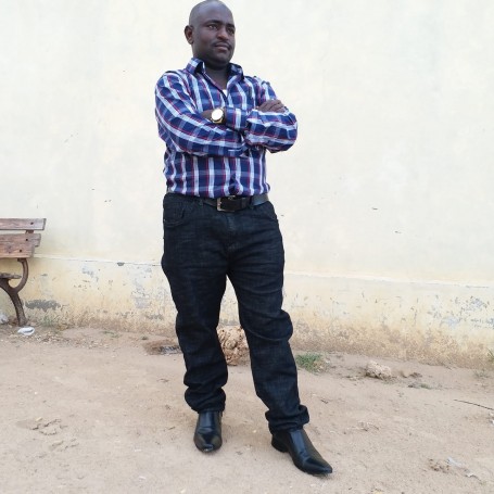 Beronda, 41, Kampala