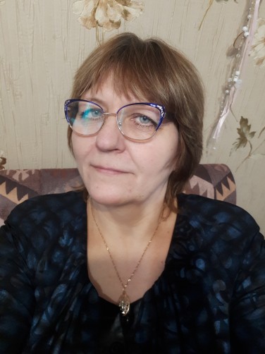 Larisa, 58, Saint Petersburg