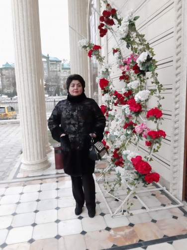 Nargiza, 43, Tashkent