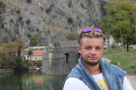 Gianluca, 25, San Remo
