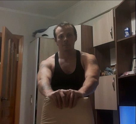Максим, 35, Tikhoretsk