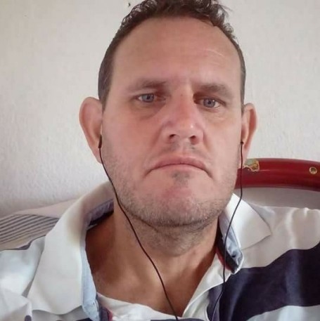 Luiz Carlos, 43, Paraibuna