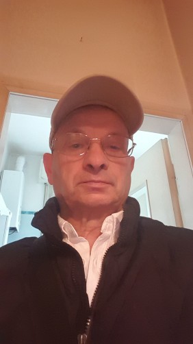 Roberto, 68, Bologna