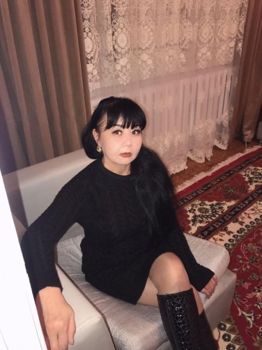 Lira, 55, Bishkek