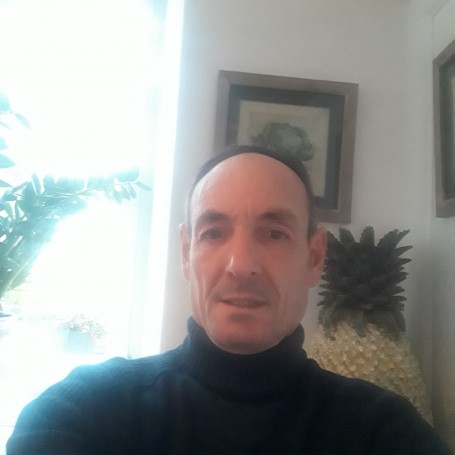 Pietro, 51, Barletta