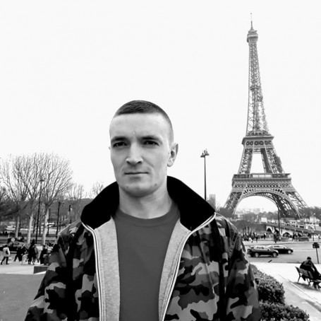 Andrei, 27, Paris