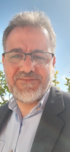 Hussein, 51, Nabatiye et Tahta